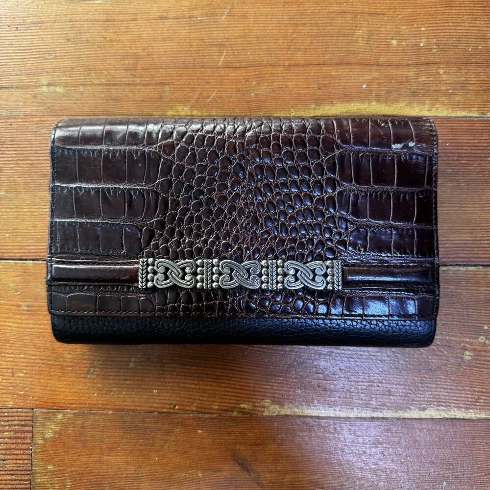 Vintage 90s Brighton Black Pebbled Leather Organizer Wallet Croc Embossed Flap